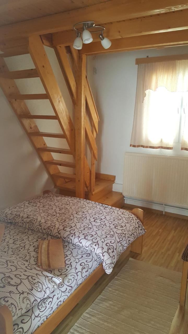 Pansion I Restoran ,, Pogled" Hotel Han Pijesak Eksteriør billede