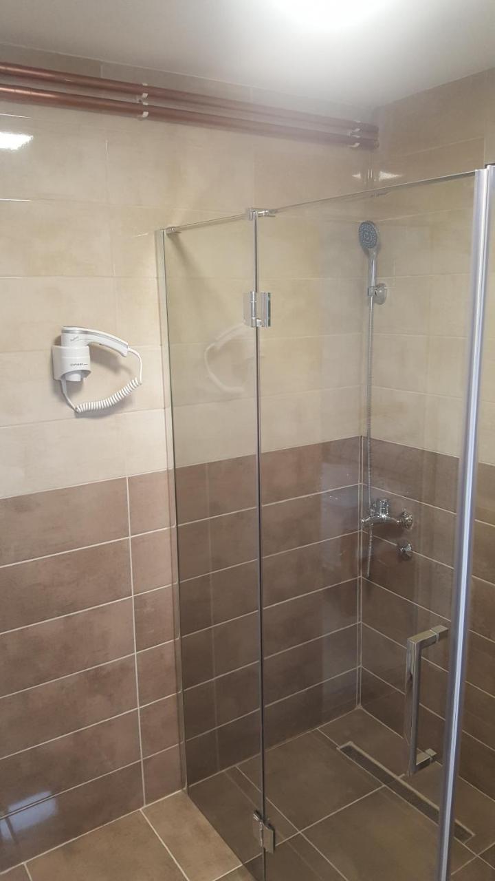Pansion I Restoran ,, Pogled" Hotel Han Pijesak Eksteriør billede