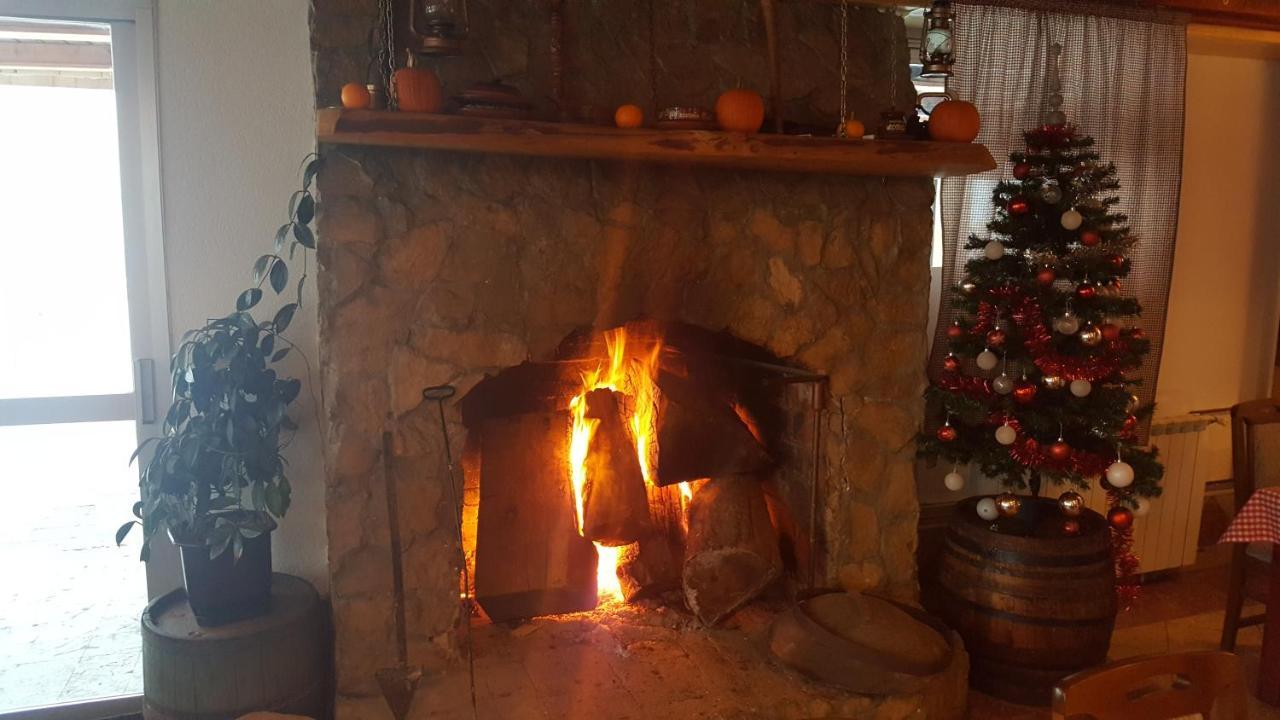 Pansion I Restoran ,, Pogled" Hotel Han Pijesak Eksteriør billede