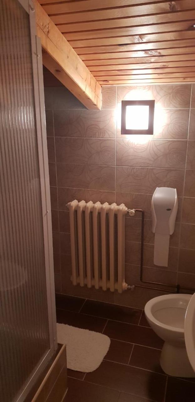 Pansion I Restoran ,, Pogled" Hotel Han Pijesak Eksteriør billede